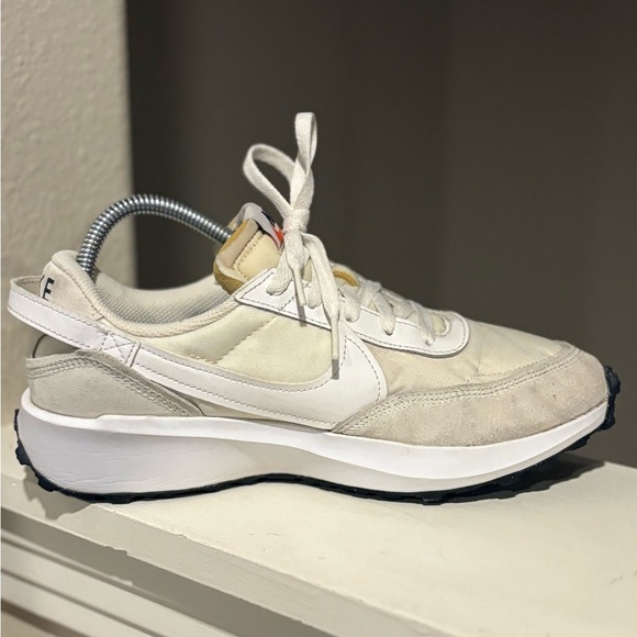 Nike Waffle Debut Shoes Womens Size 8.5 White Black Waffle Sole Suede DH9523-100 - Picture 6 of 11